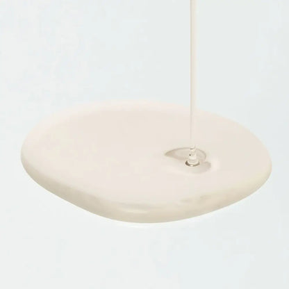 Textura lăptoasă a tonerului Beauty of Joseon Glow Replenishing Rice Milk