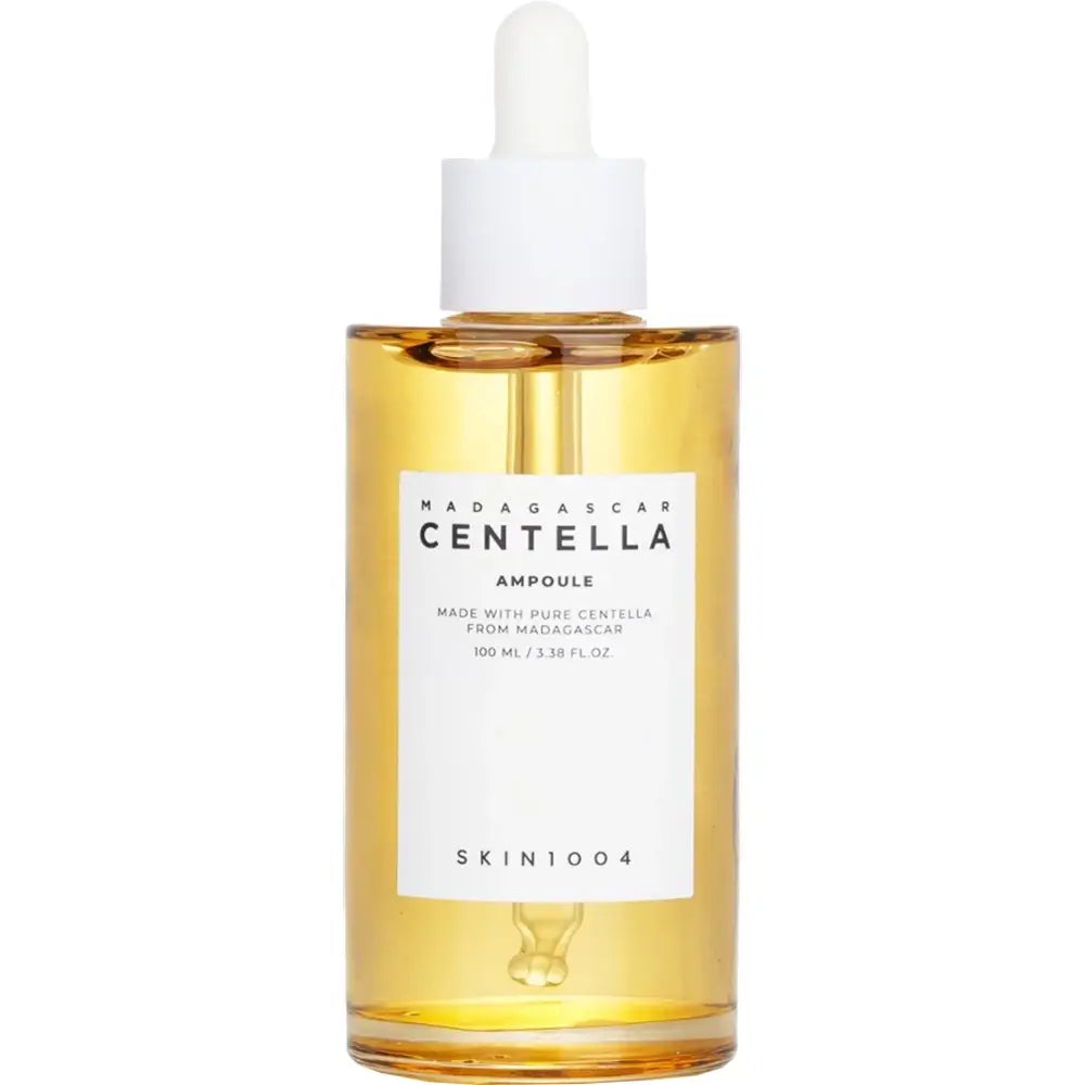 SKIN1004 Madagascar Centella Ampoule 100 ml – flacon cu pipetă pe fundal alb